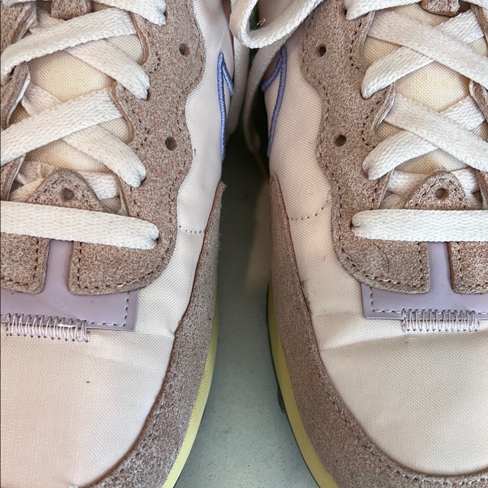 Nike Wmn’s Fontanka Waffle Pink Oxford Ghost Green Colorway Sneakers - Size US 7 - Picture 7 of 16